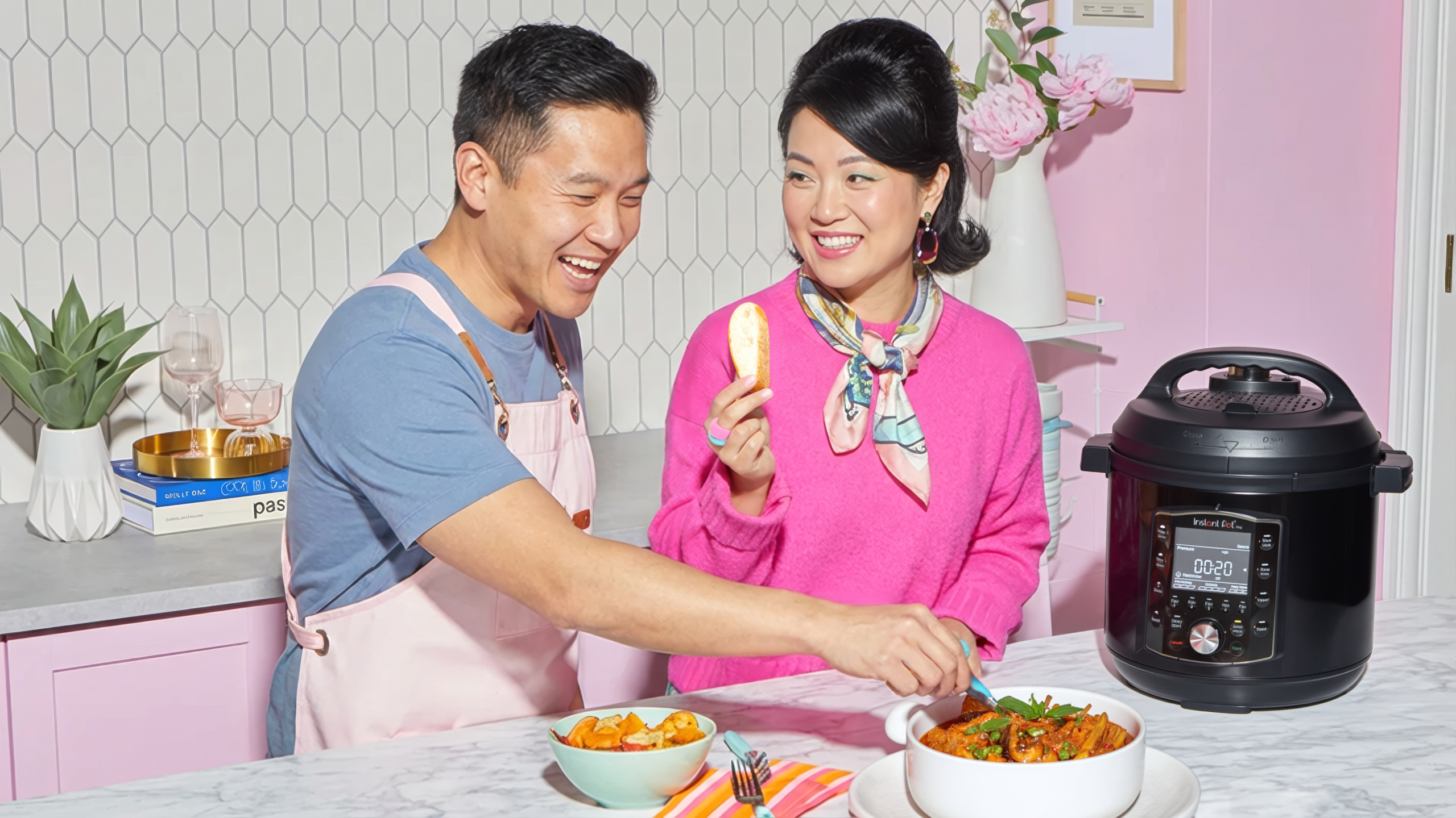 Nồi áp suất đa năng Instant Pot Pro 10in1